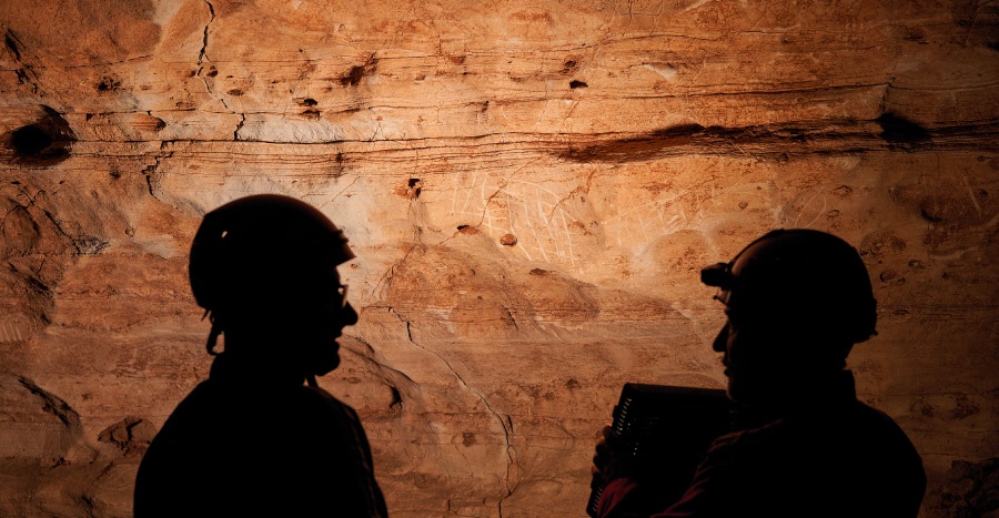 Gravats Prehistòrics de cova La Febró
