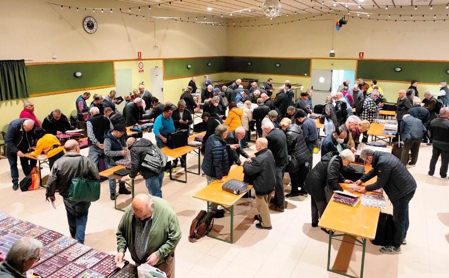 Les xapes de cava tanquen l'any a Sant Pere Molanta