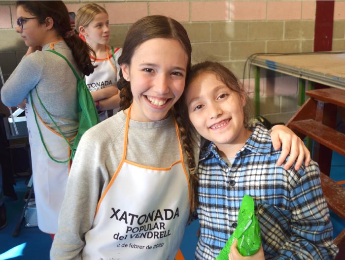 Lu Pérez, guanyadora de  Masterchef Junior i Montse Rull - Foto: Capital2020