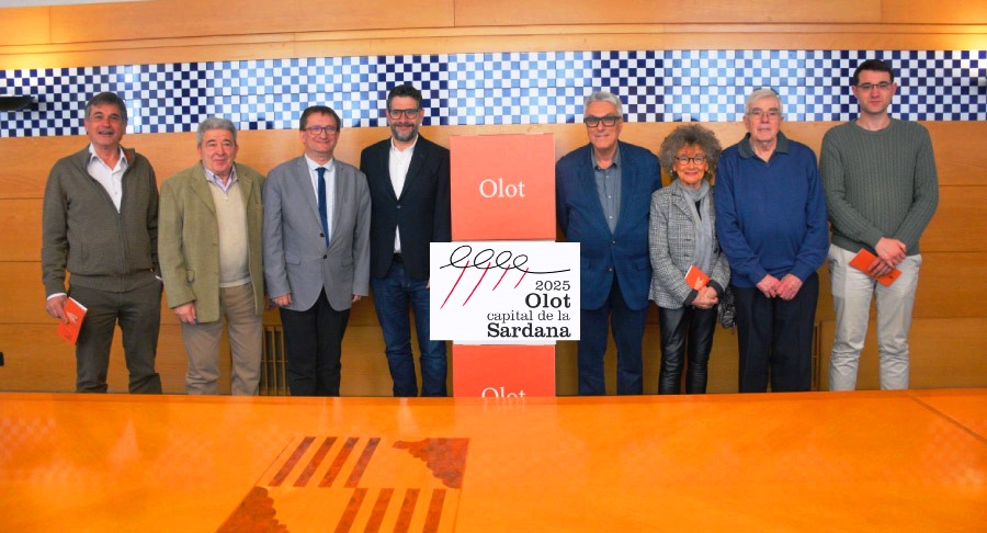 Olot, és la Capital de la Sardana 2025