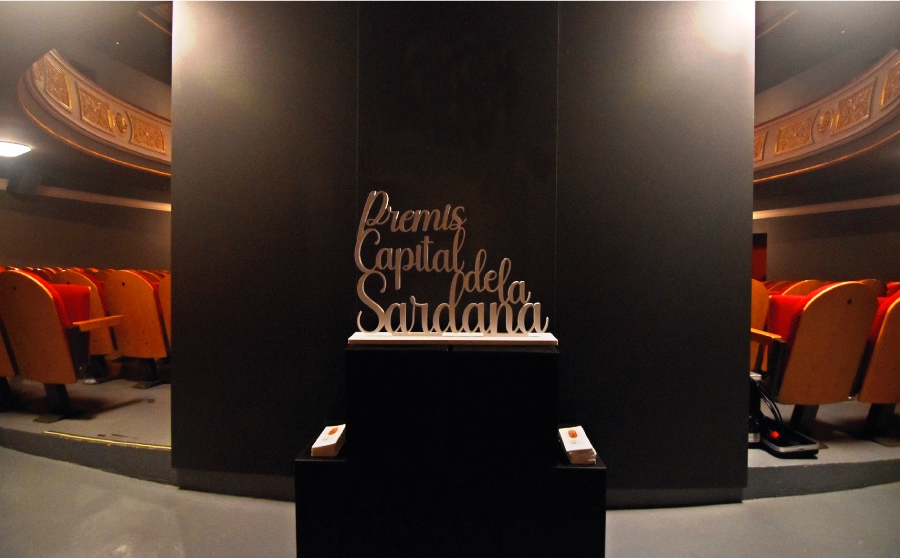 Olot: Gala de entrega Premios Capital de la Sardana y Medallas al Mérito 2025.