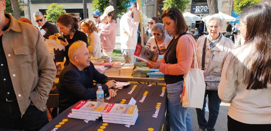Record de participacio i vendes Sant Jordi 2025