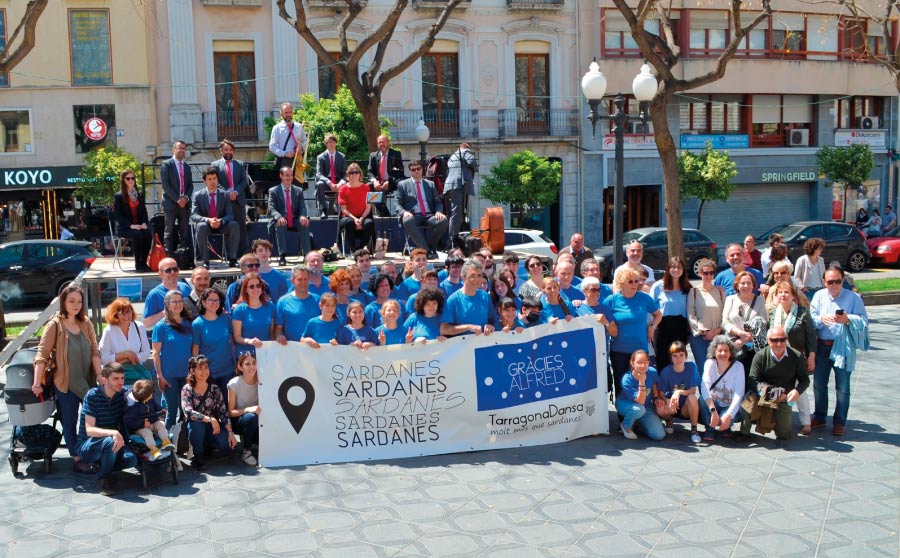 Tarragona Dansa omple de blaus i sardanes la Rambla
