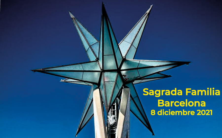 Una estrella en la cumbre de la Sagrada Familia